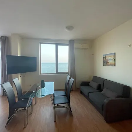 Apartman Garden Of Eden Nk Modern E Apartmens,
