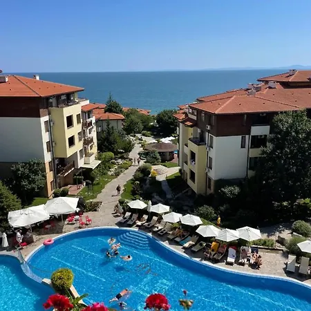 Apartman Garden Of Eden Nk Modern E Apartmens, *